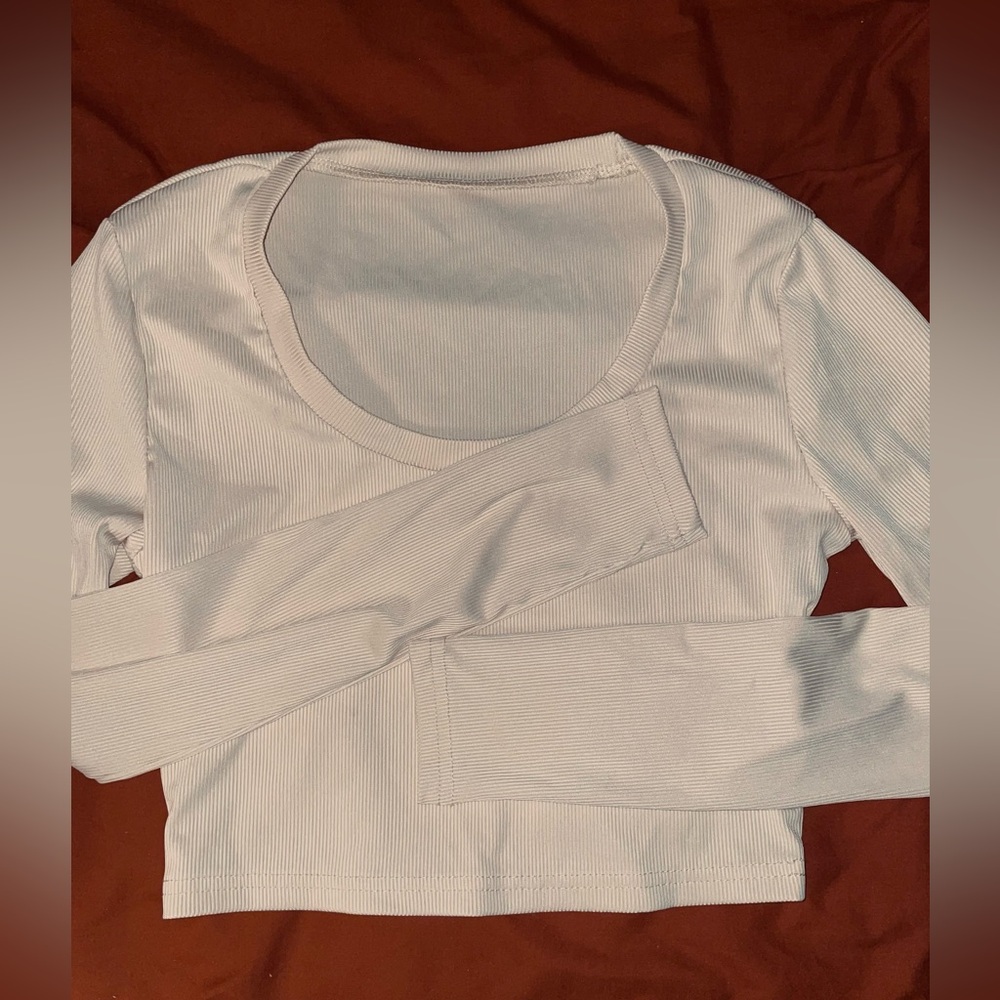 Cropped long sleeve